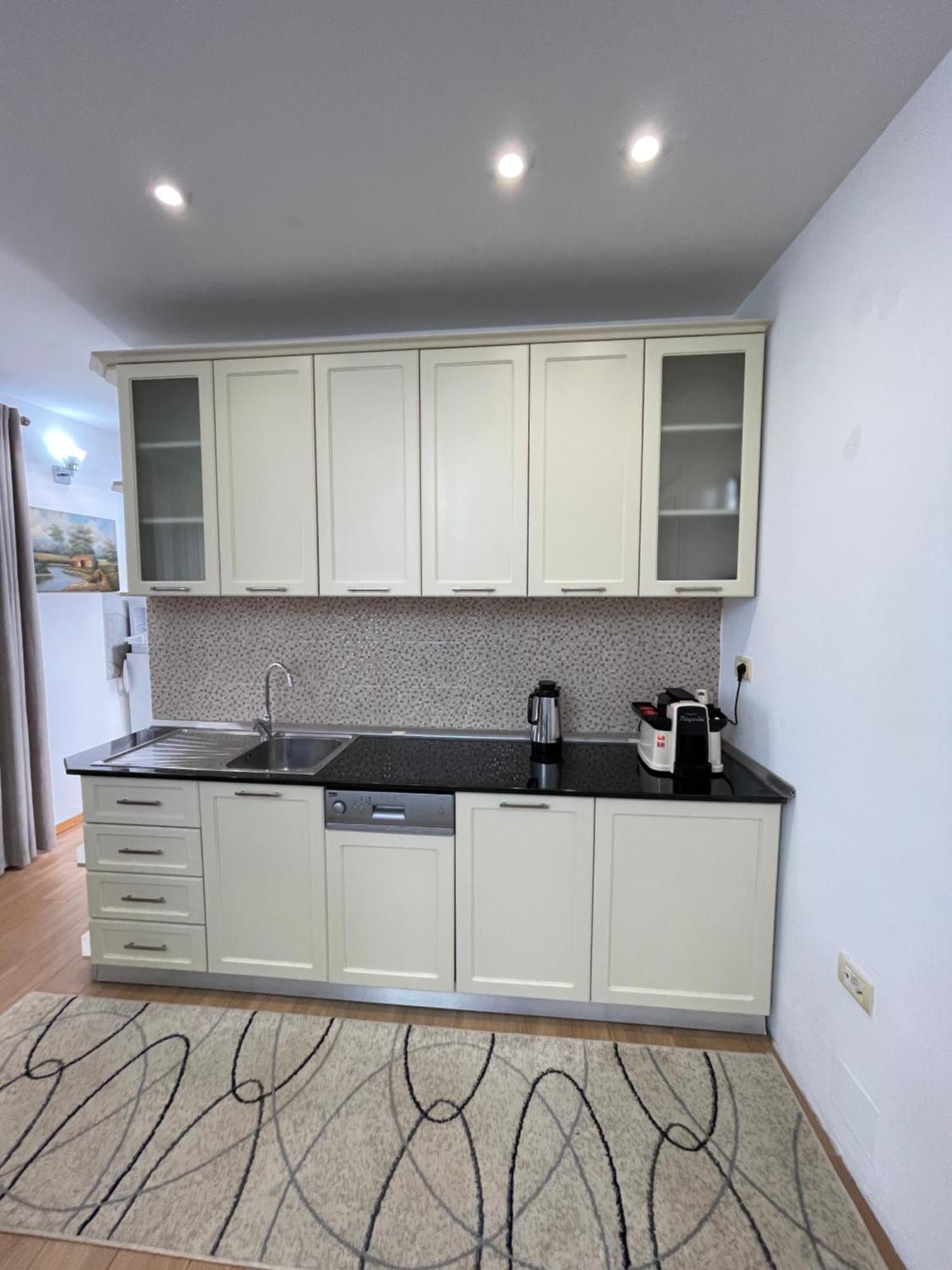 Vila Nela Shkodër Екстериор снимка